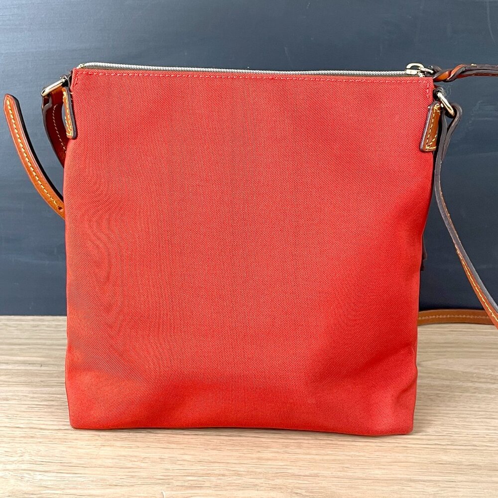 Dooney & Bourke rust nylon and leather crossbody bag - Picture 4 of 13